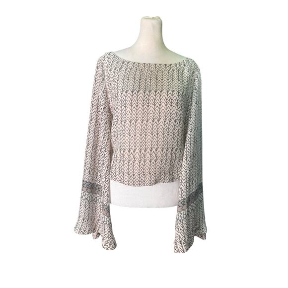 Free People Size Small Boho Flowy Bell Sleeve Earthy Crop Top Neutral Geometric - Picture 1 of 13